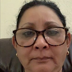 Meet your Posher, Marcia